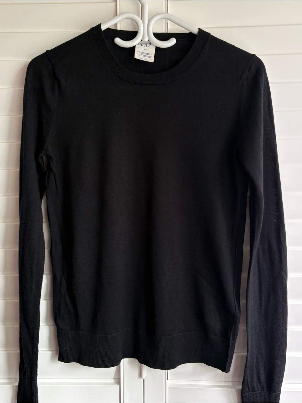 merino wool crew neck sweater, black, size small, Gap